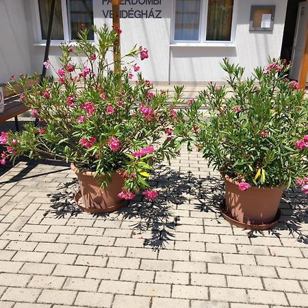 Paterdombi Vendeghaz Otel Zalaegerszeg Dış mekan fotoğraf