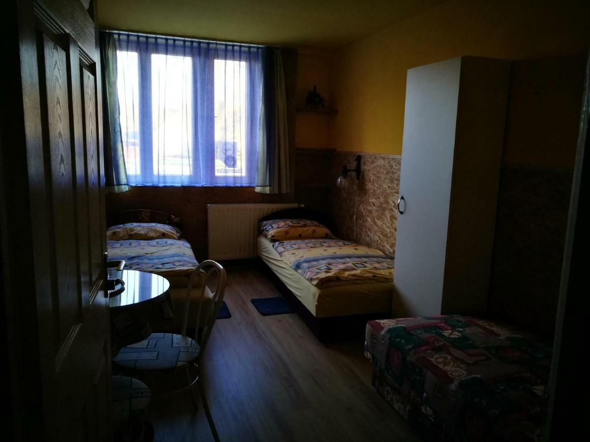 Paterdombi Vendeghaz Otel Zalaegerszeg Dış mekan fotoğraf